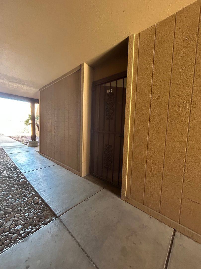 Condo for rent at 1810 E Blacklidge Dr, Tucson, AZ 85719