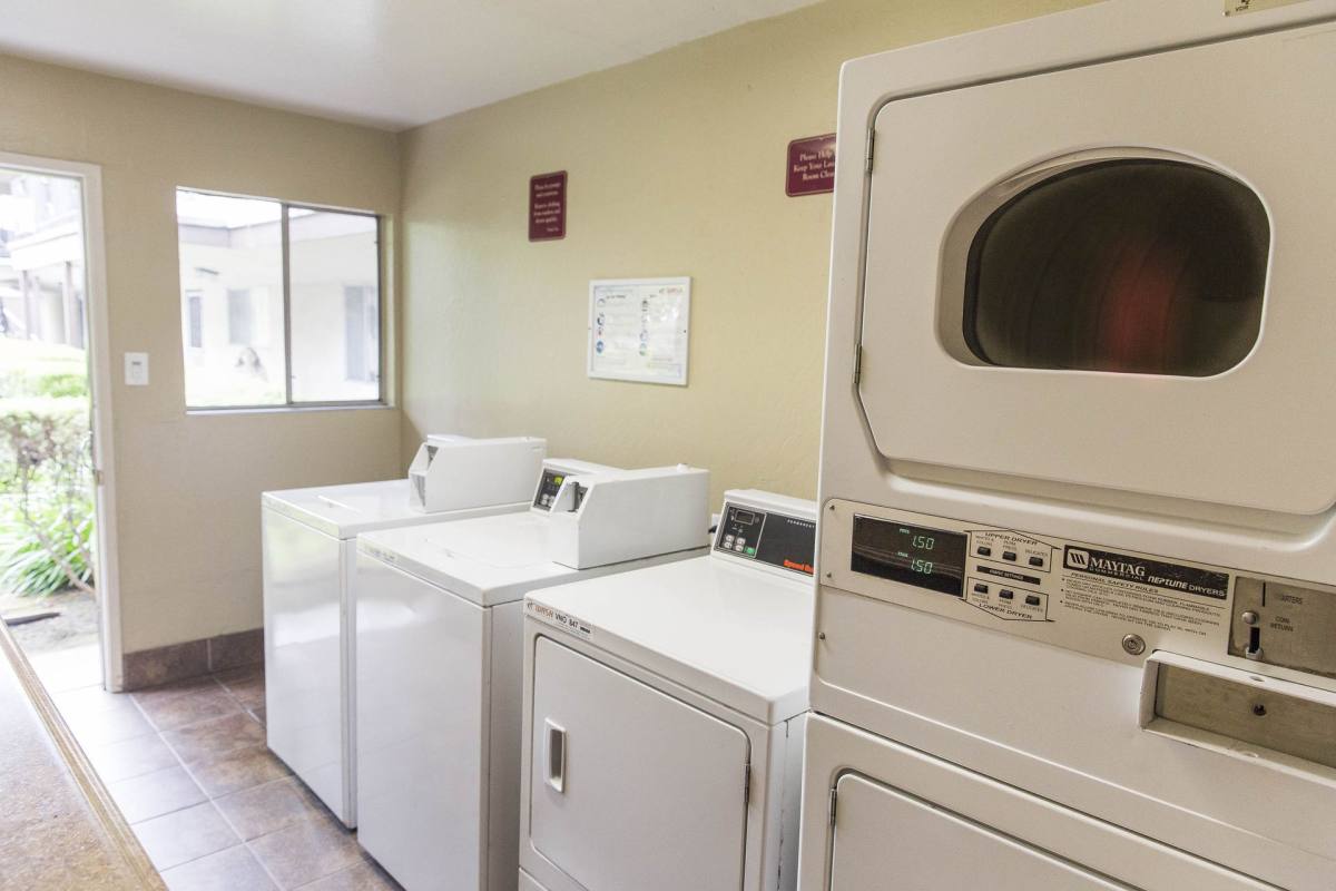 Apartment for rent at 1600 162nd Ave, San Leandro, CA 94578