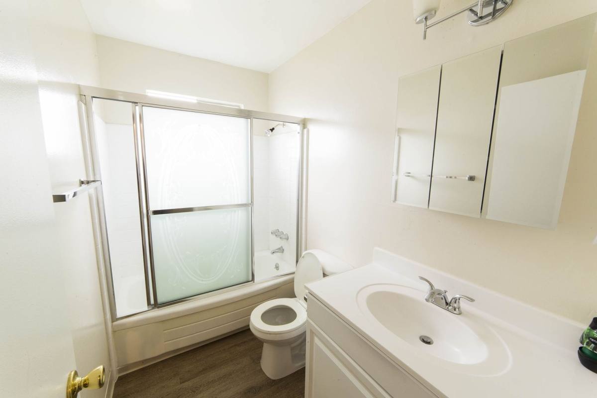 Apartment for rent at 1600 162nd Ave, San Leandro, CA 94578