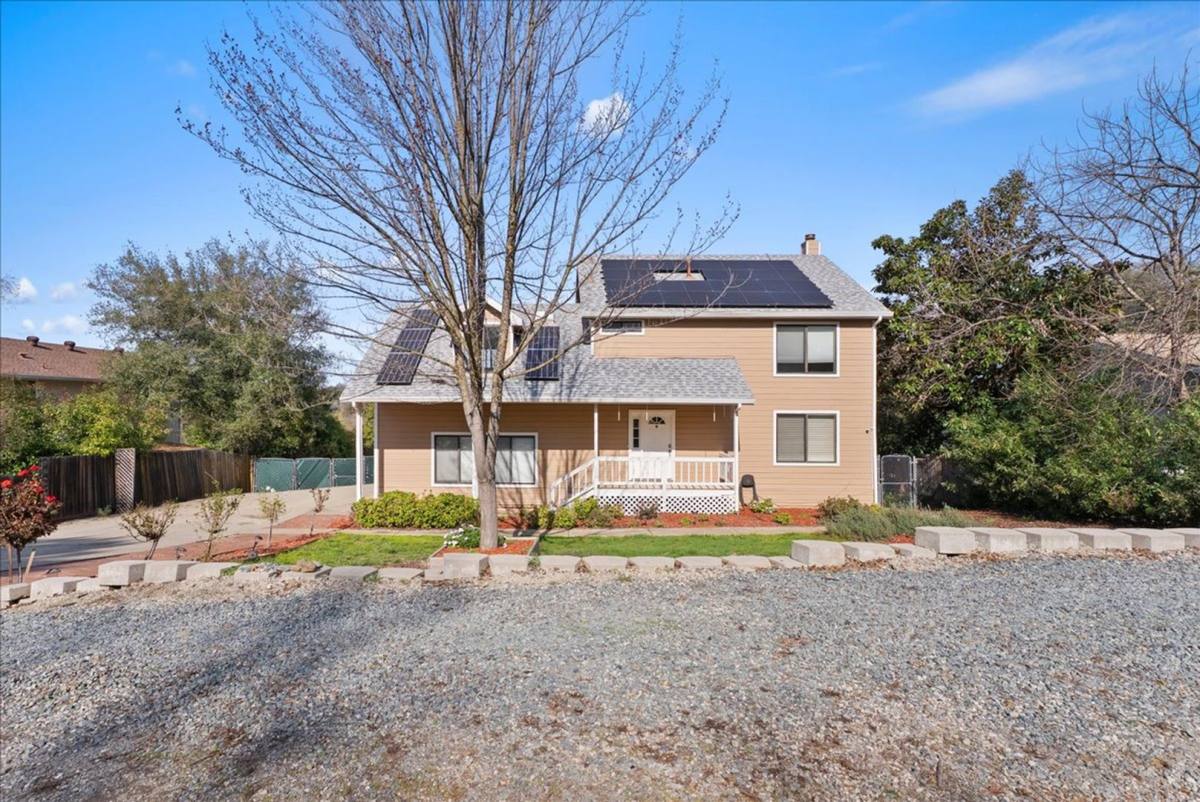 House for rent at 2717 Knollwood Dr, Shingle Springs, CA 95682