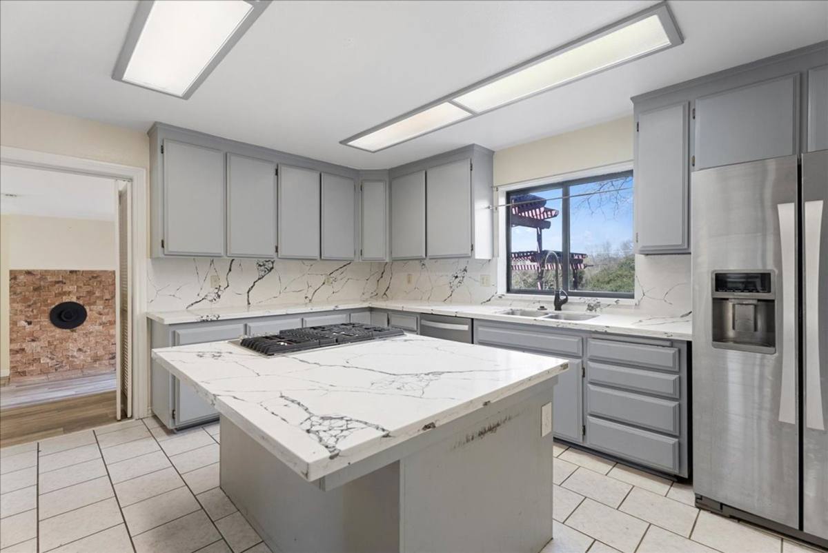House for rent at 2717 Knollwood Dr, Shingle Springs, CA 95682