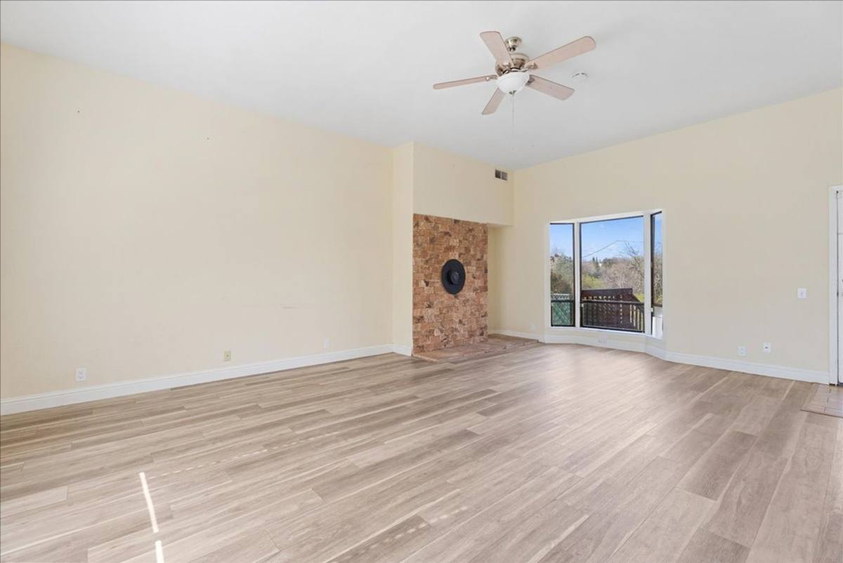 House for rent at 2717 Knollwood Dr, Shingle Springs, CA 95682