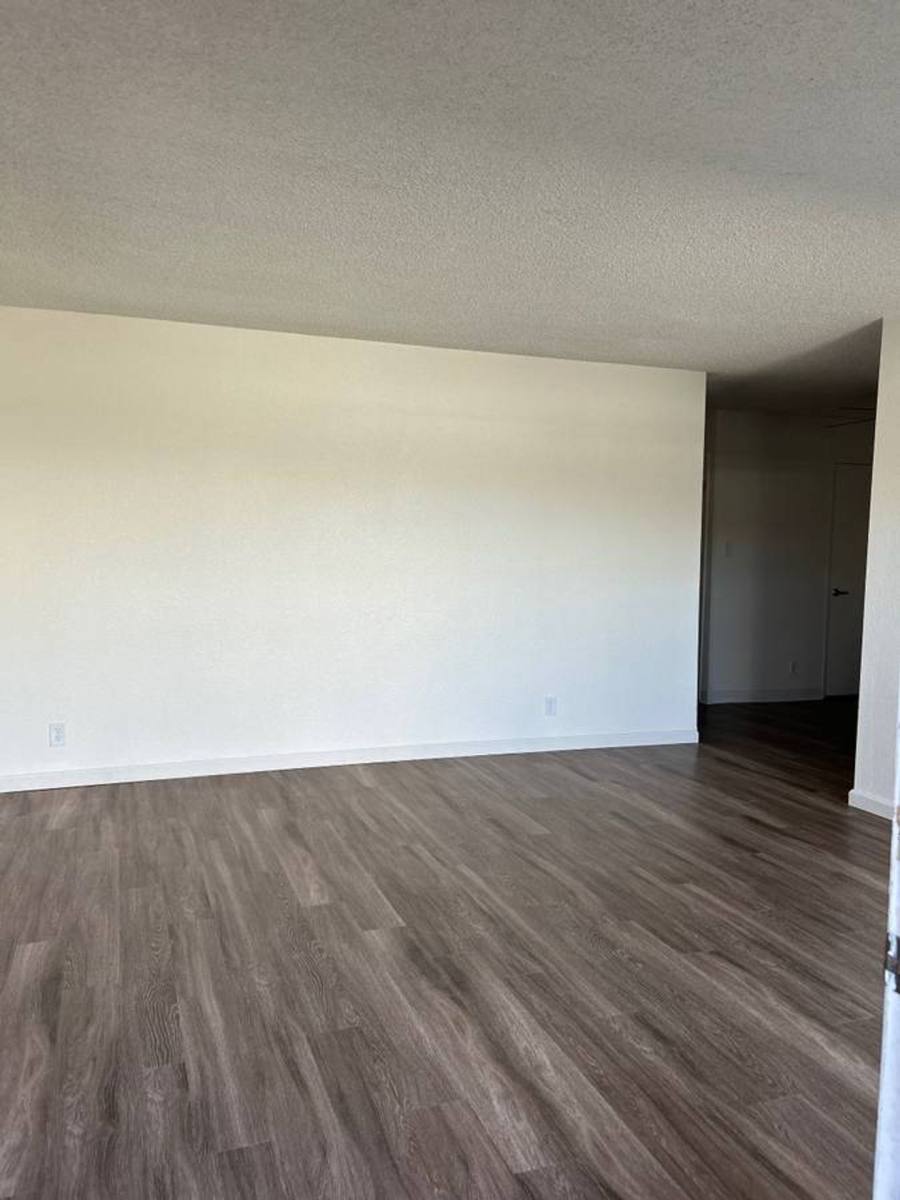 Apartment for rent at 1181 Fulton Ave, Sacramento, CA 95825