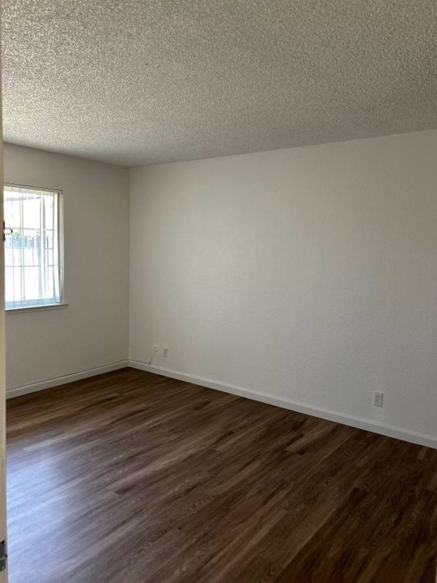 Apartment for rent at 1181 Fulton Ave, Sacramento, CA 95825