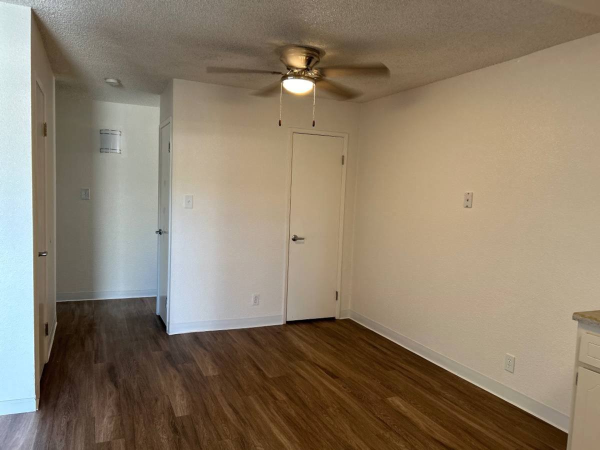 Apartment for rent at 1181 Fulton Ave, Sacramento, CA 95825