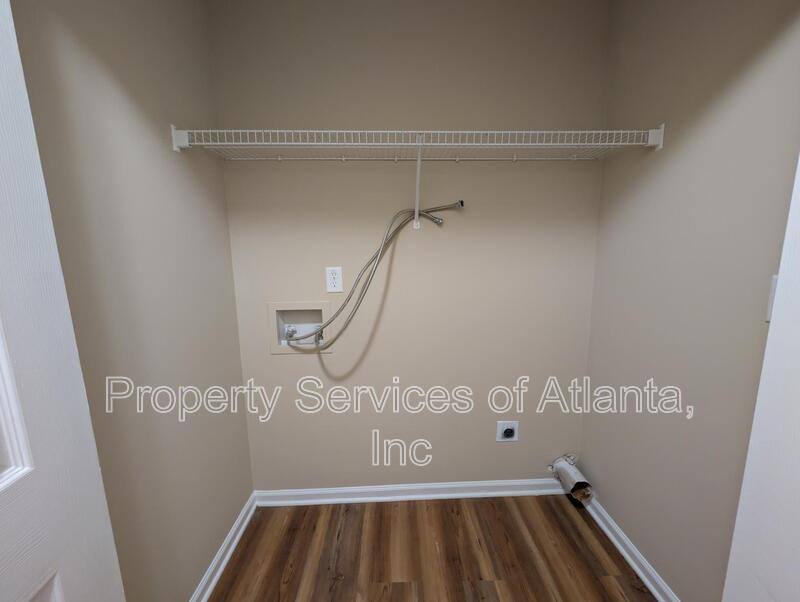 House for rent at 153 Oakland Blvd, Stockbridge, GA 30281