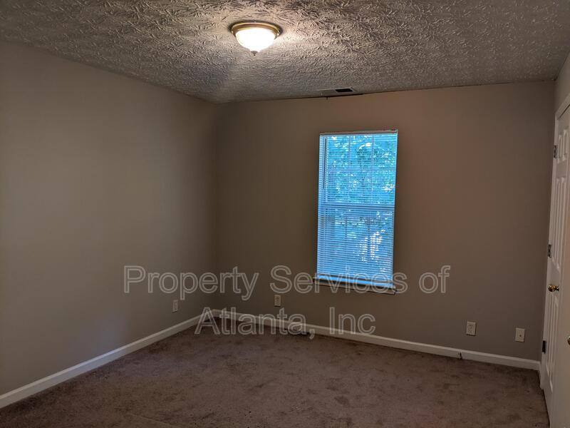 House for rent at 153 Oakland Blvd, Stockbridge, GA 30281