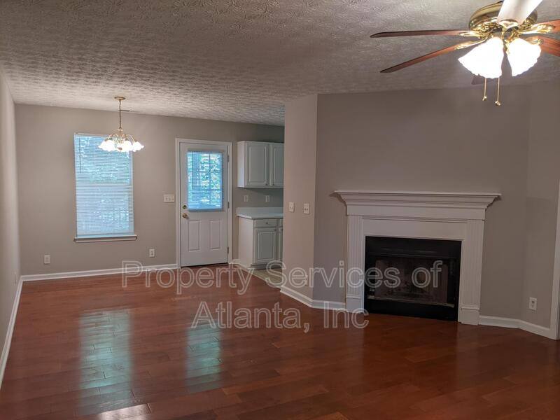 House for rent at 153 Oakland Blvd, Stockbridge, GA 30281