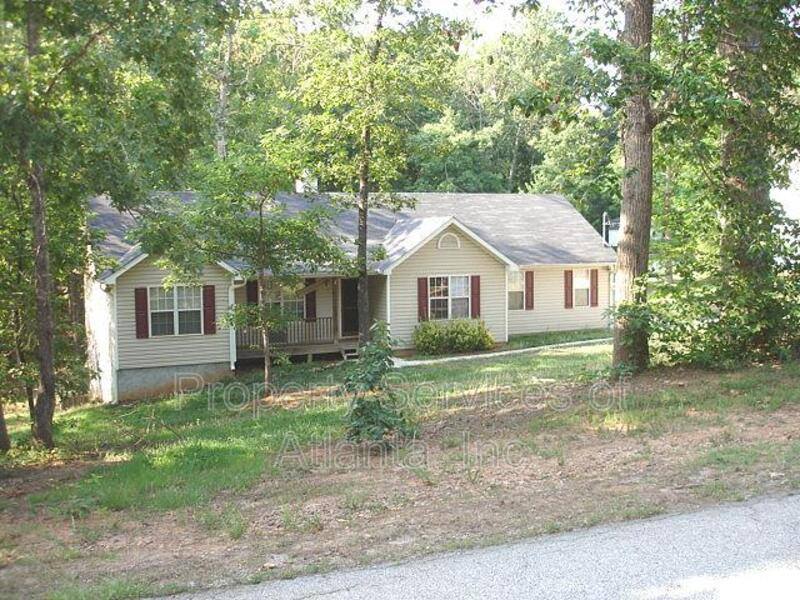 House for rent at 153 Oakland Blvd, Stockbridge, GA 30281