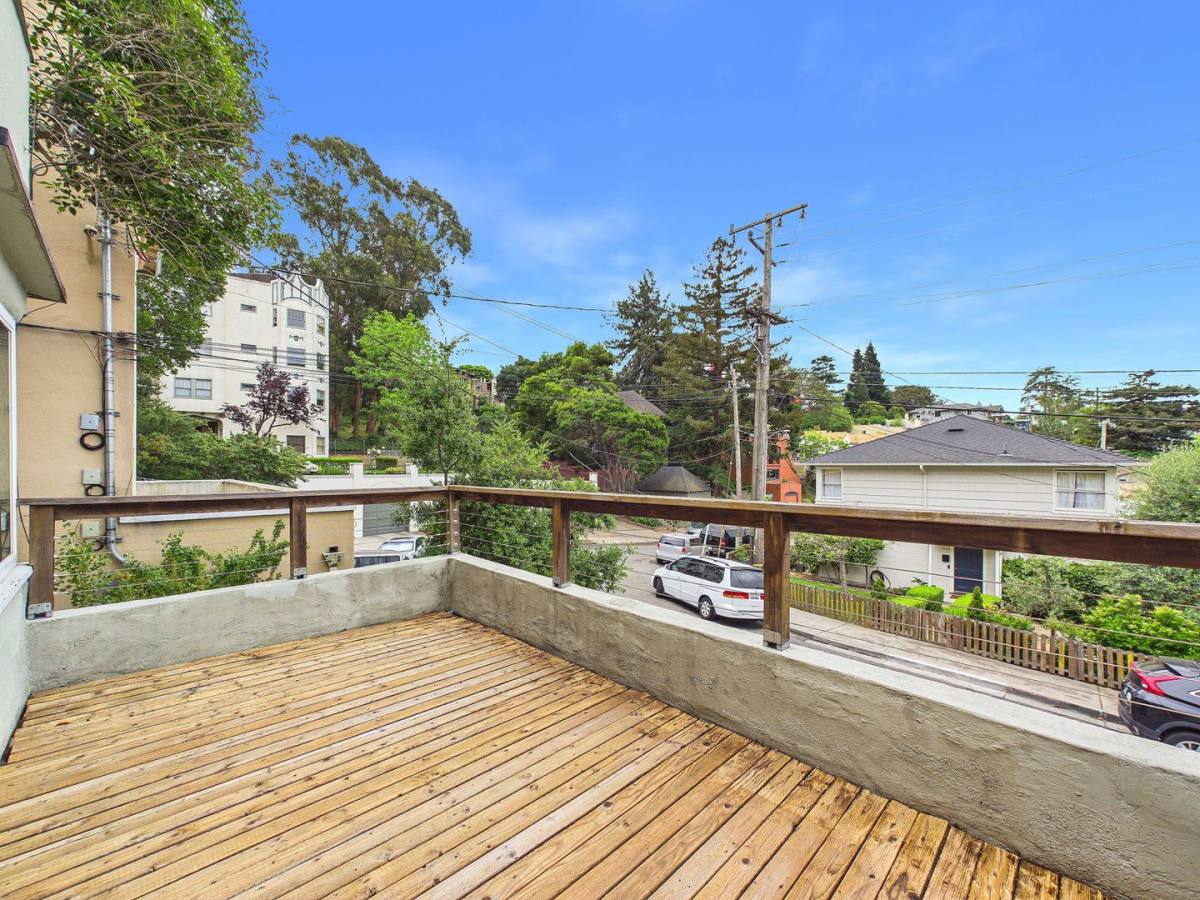 Apartment for rent at 1148 Norwood Ave, Oakland, CA 94610