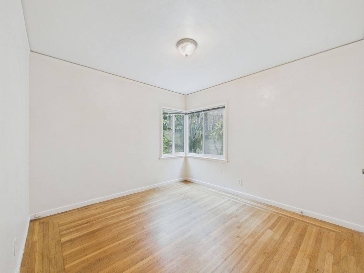 Apartment for rent at 1148 Norwood Ave, Oakland, CA 94610