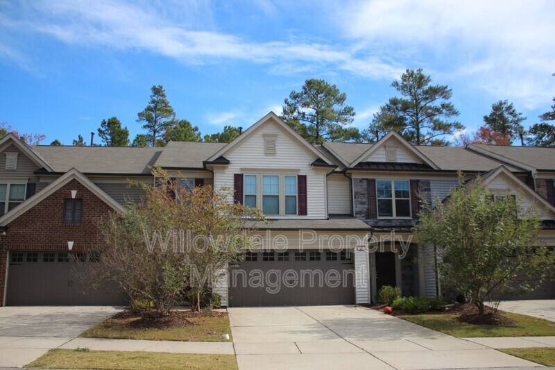 Townhouse for rent at 421 Chanson Dr, Cary, NC 27519
