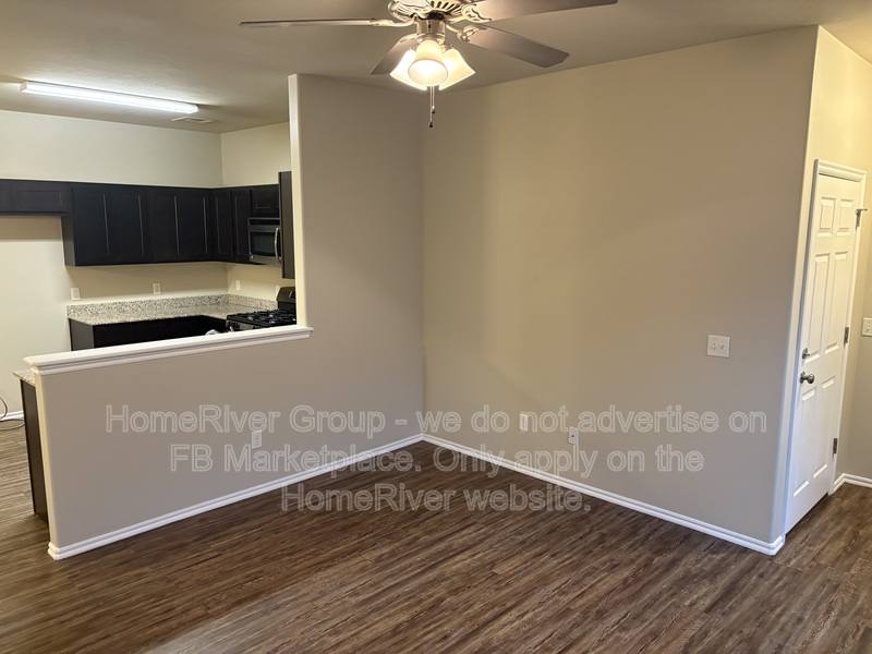Apartment for rent at 200 Ashley Dr, Edmond, OK 73003