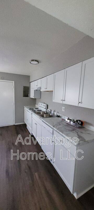 Apartment for rent at 711 N 70th St #A, Kansas City, KS 66112