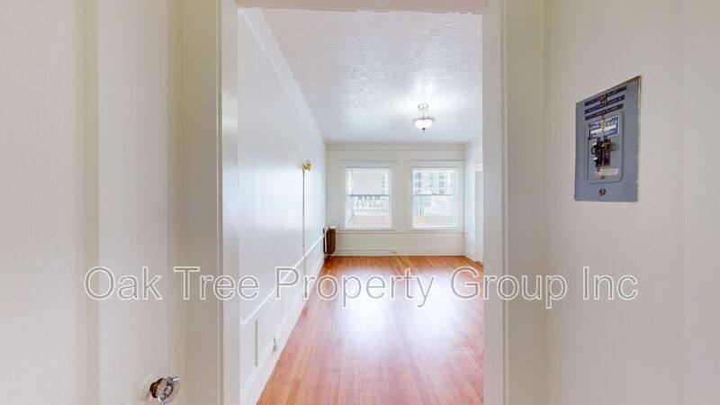 Apartment for rent at 1425 Harrison St #323, Oakland, CA 94612