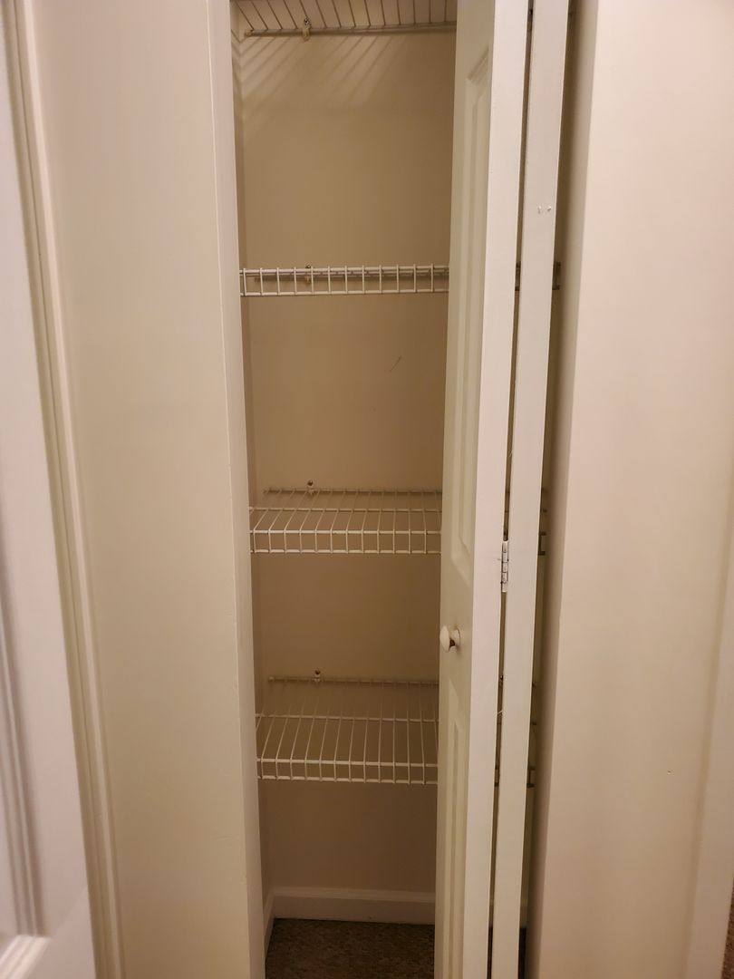 Apartment for rent at 414 417 426 Munson Place, Traverse City, MI 49686