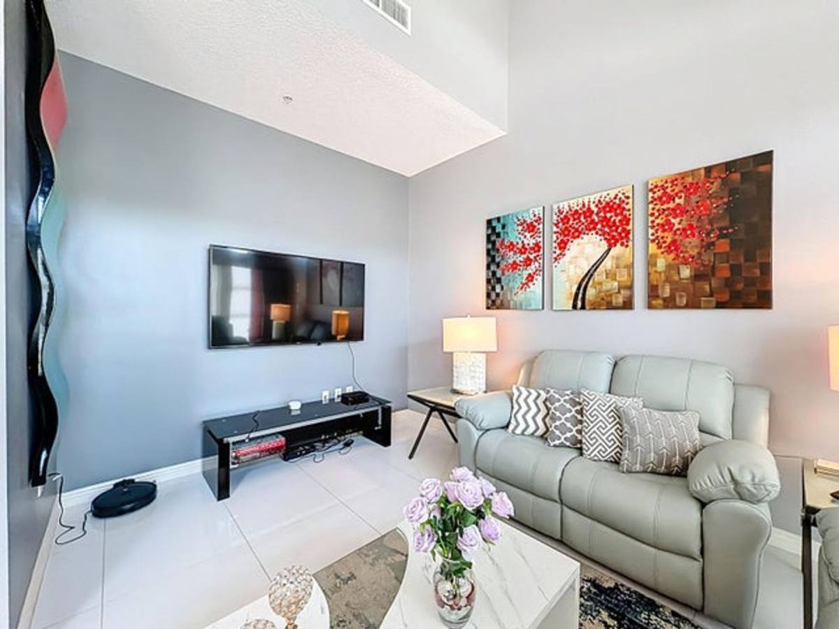 Townhouse for rent at 450 N Federal Highway 103, Boynton Beach, FL 33435