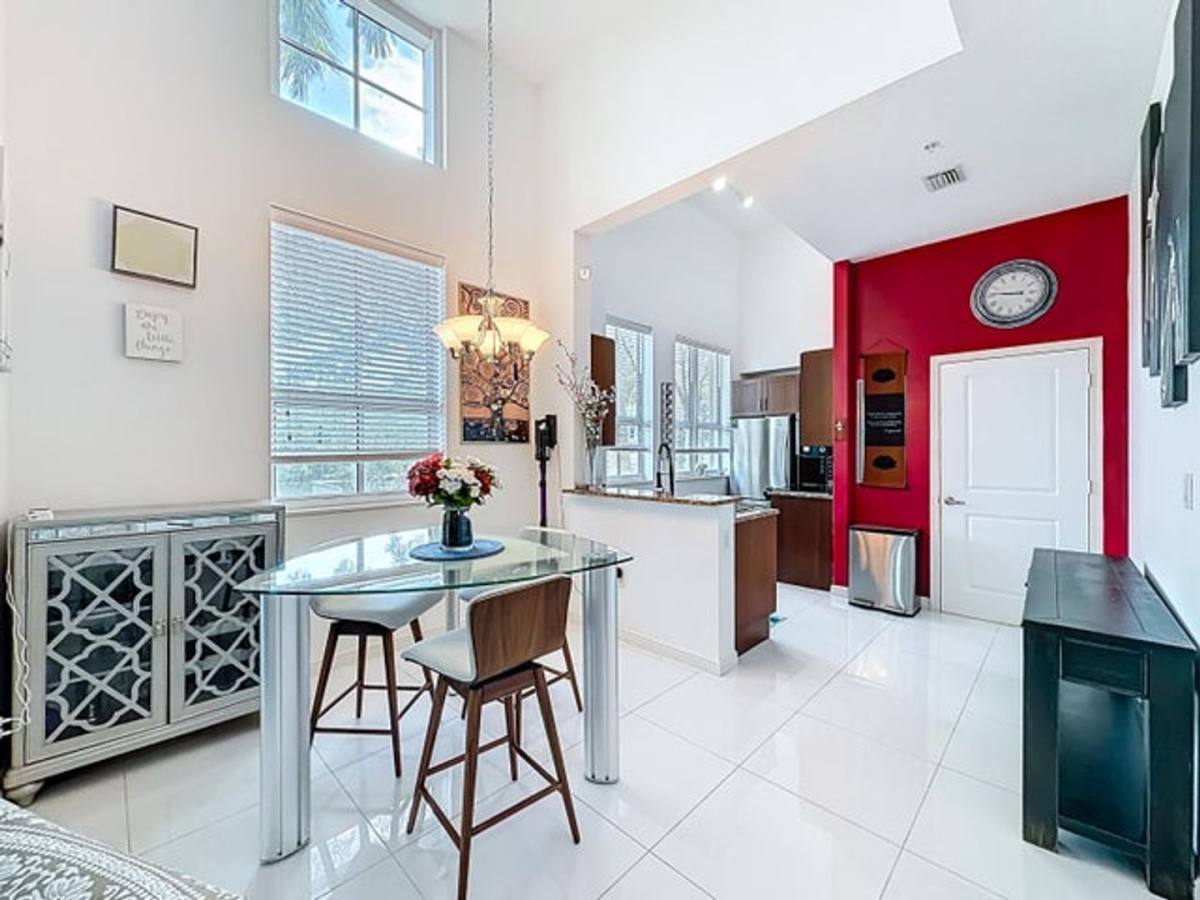 Townhouse for rent at 450 N Federal Highway 103, Boynton Beach, FL 33435