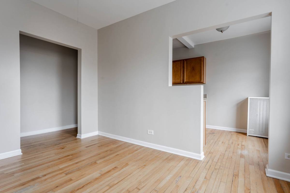 Apartment for rent at 4715 N Malden St, Chicago, IL 60640