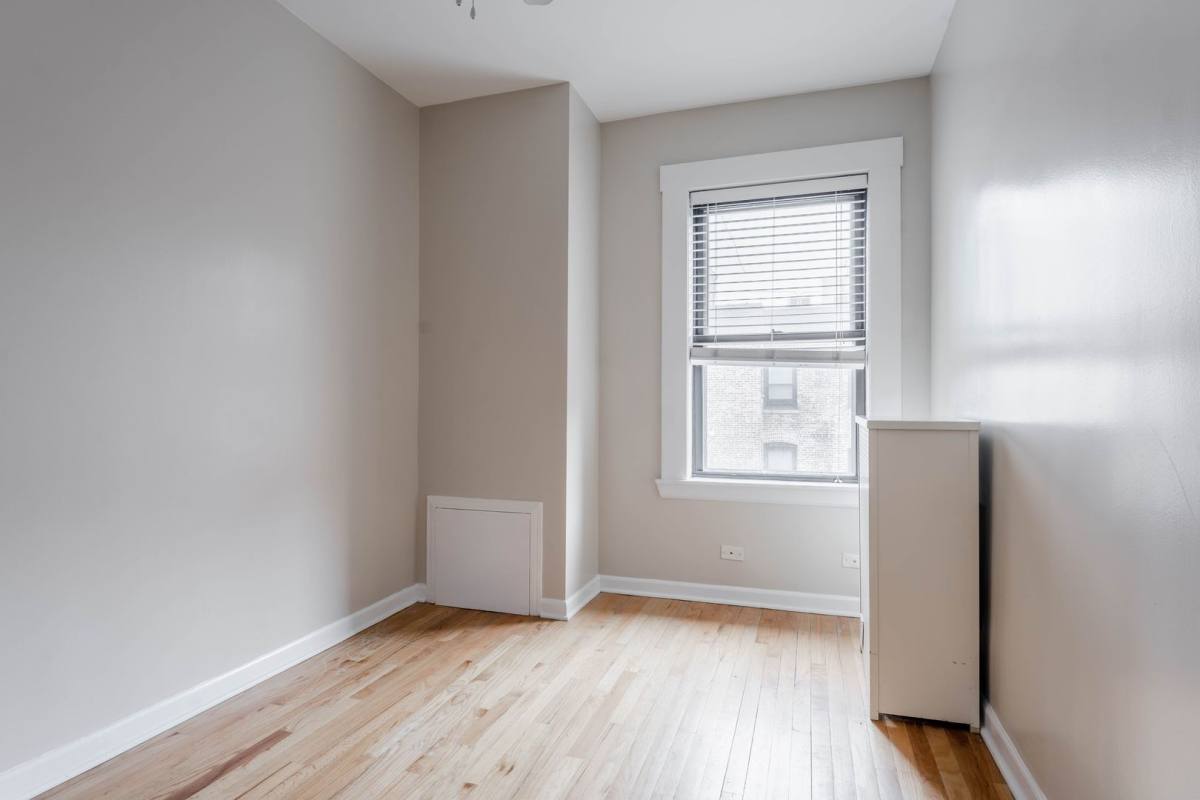 Apartment for rent at 4715 N Malden St, Chicago, IL 60640