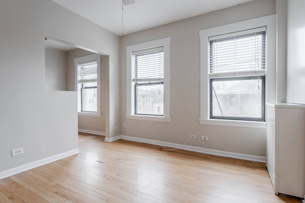 Apartment for rent at 4715 N Malden St, Chicago, IL 60640