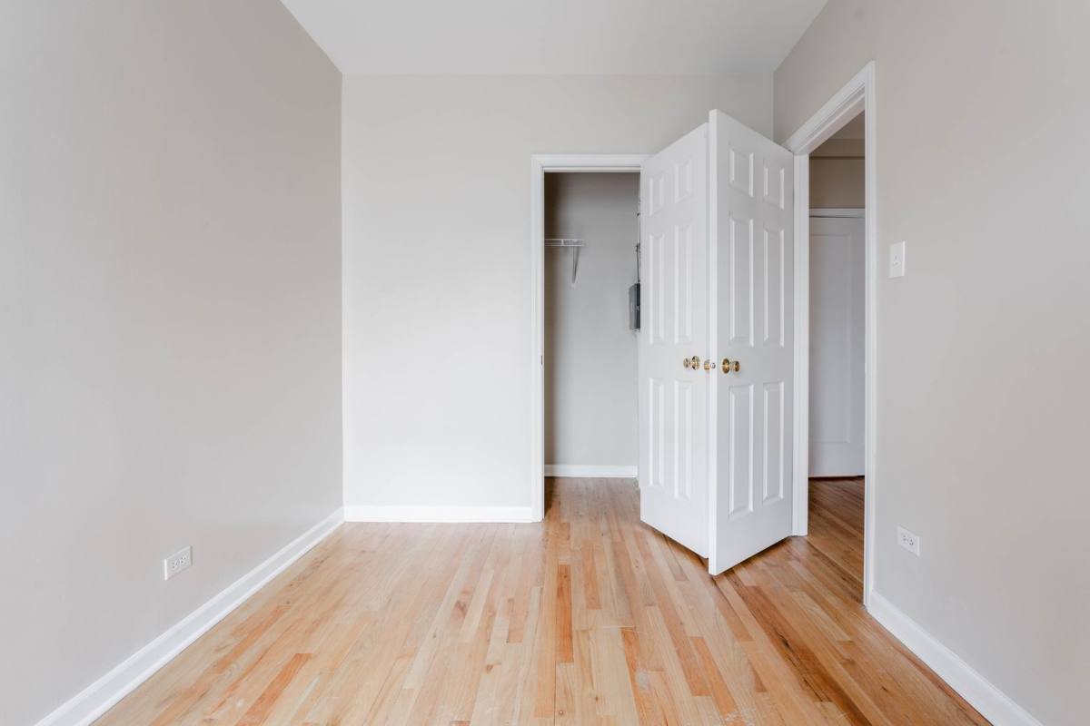 Apartment for rent at 4715 N Malden St, Chicago, IL 60640