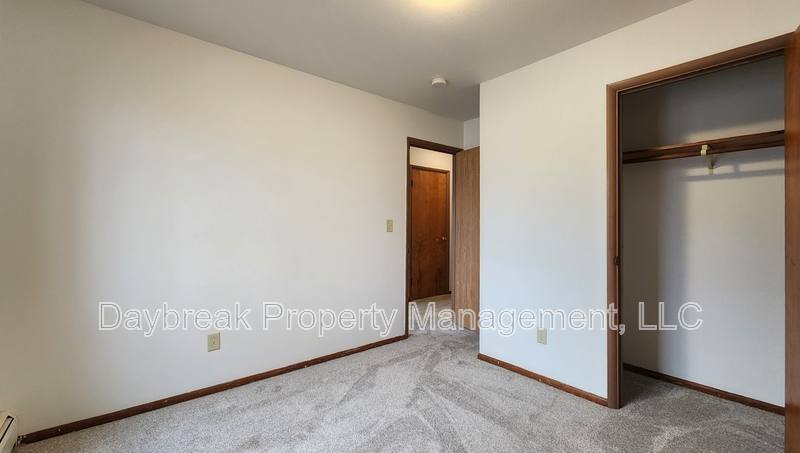 Apartment for rent at 915 7th Ave N #15, Moorhead, MN 56560