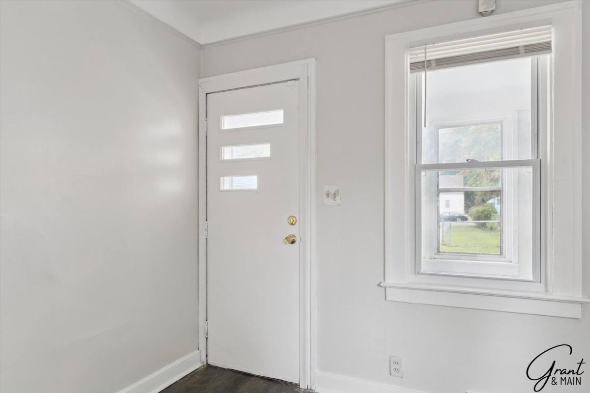 House for rent at 4082 Hereford, Detroit, MI 48224