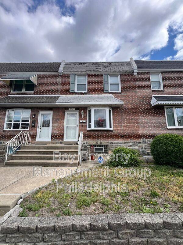 Townhouse for rent at 2121 Lardner St, Philadelphia, PA 19149