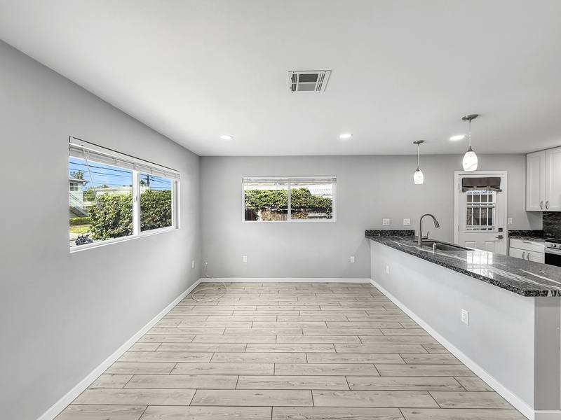 Townhouse for rent at 6123 Horton Dr, La Mesa, CA 91942