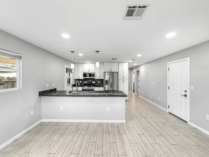 Townhouse for rent at 6123 Horton Dr, La Mesa, CA 91942