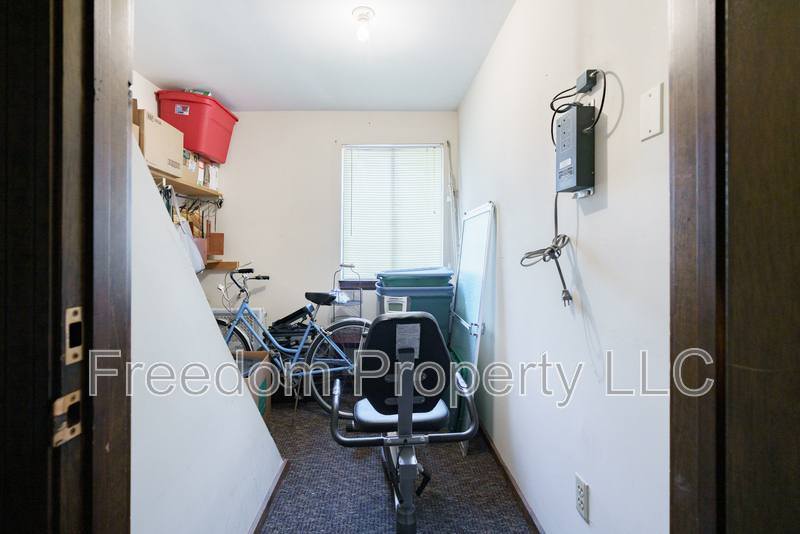 Apartment for rent at 65 E St #23, Plainville, CT 06062