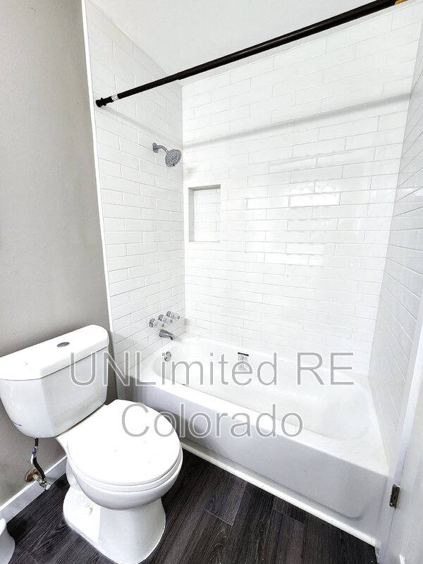 Apartment for rent at 42 Lansing St, Aurora, CO 80010