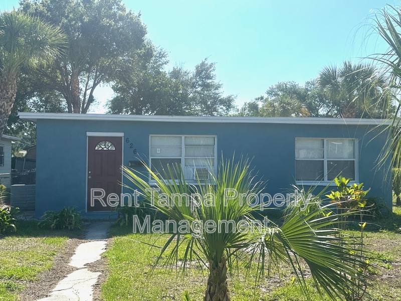 House for rent at 626 31st St S, Saint Petersburg, FL 33712