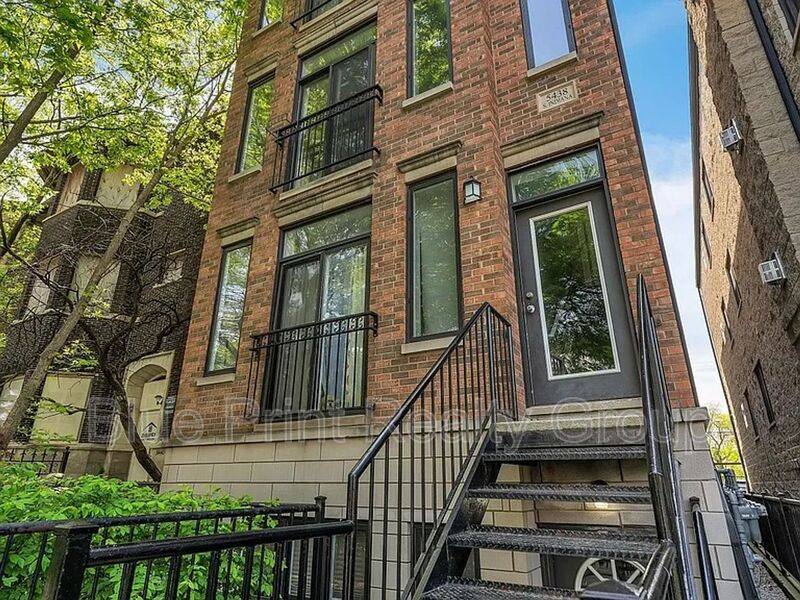 Apartment for rent at 5438 S Indiana #1, Chicago, IL 60615