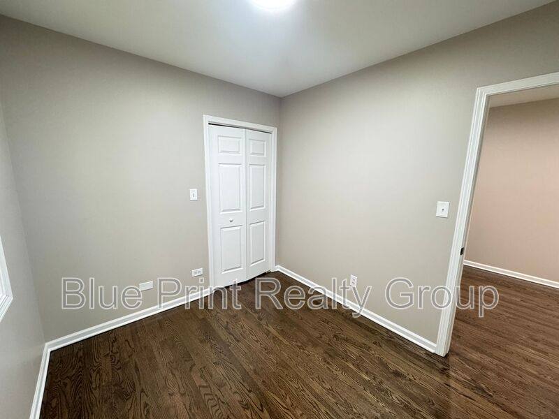 Apartment for rent at 5438 S Indiana #1, Chicago, IL 60615