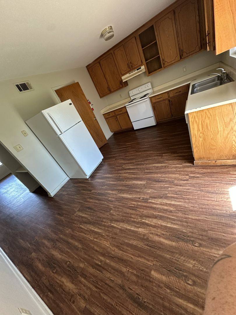 Townhouse for rent at 3429 Jeff Homan Blvd, Tupelo, MS 38804