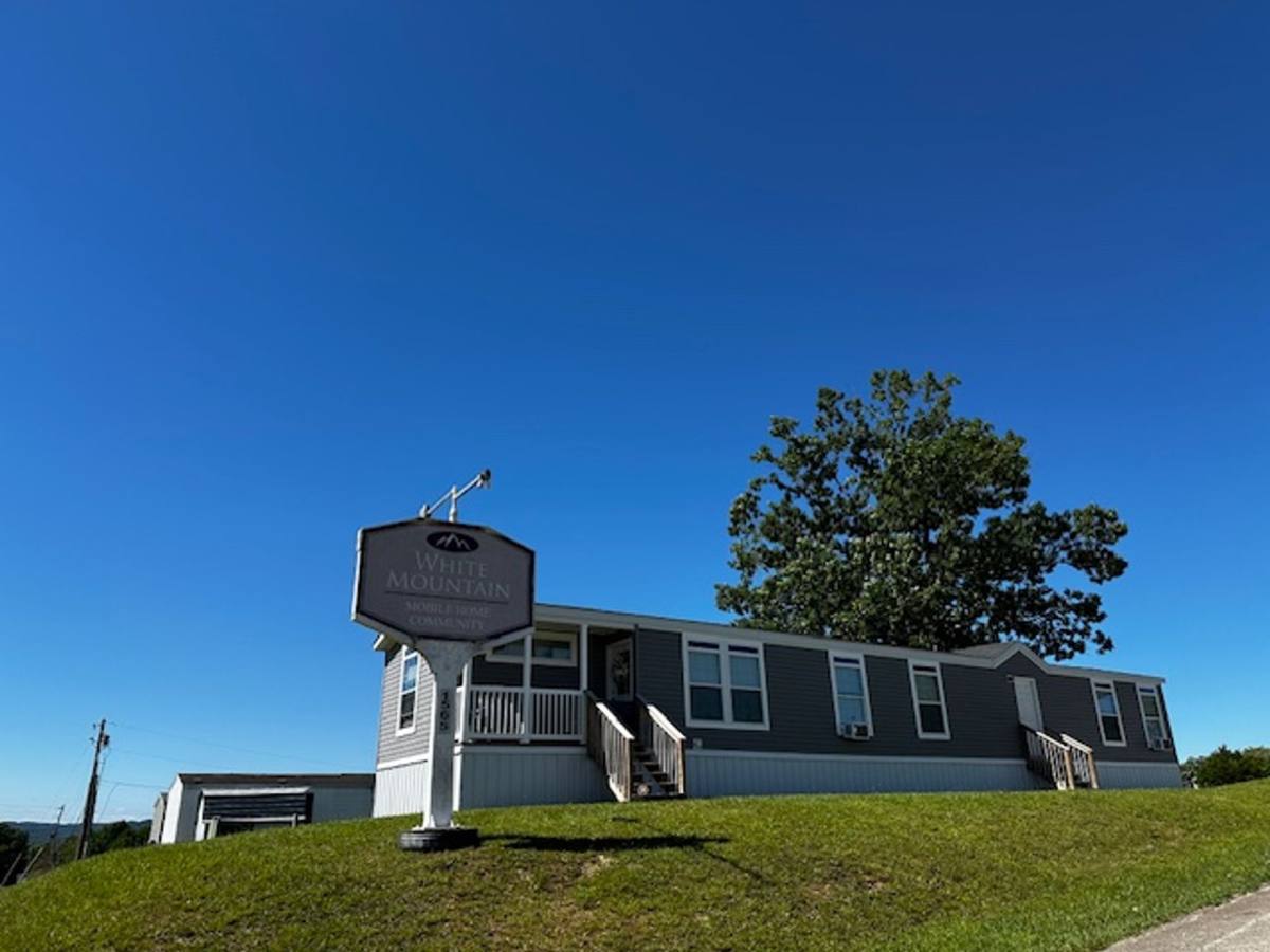 Apartment for rent at 1565 Highway 801 N, Morehead, KY 40351