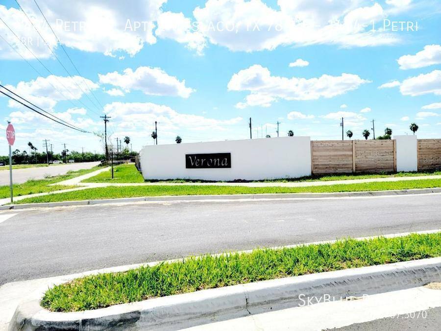Apartment for rent at 1404 Petri Dr #1, Weslaco, TX 78596