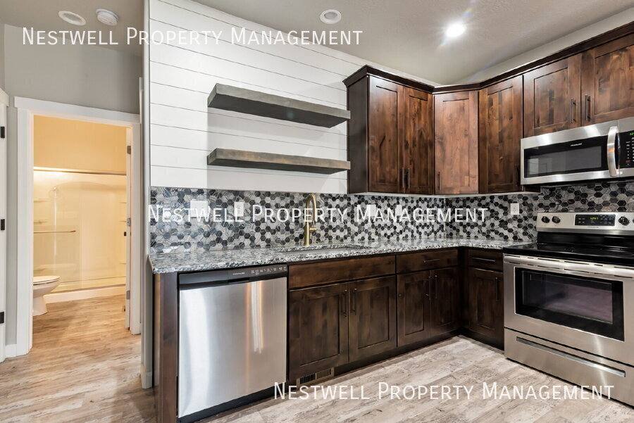 Townhouse for rent at 323 N 725 E, Vineyard, UT 84059