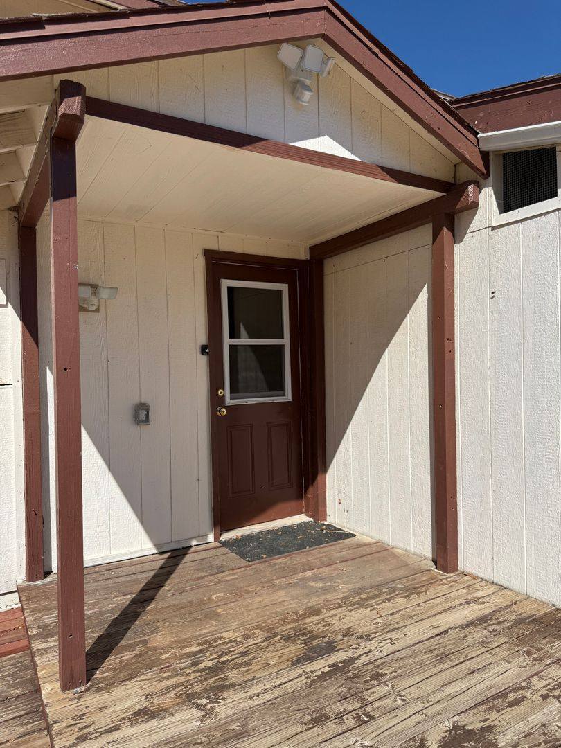 House for rent at 40610 Balch Park Rd, Springville, CA 93265