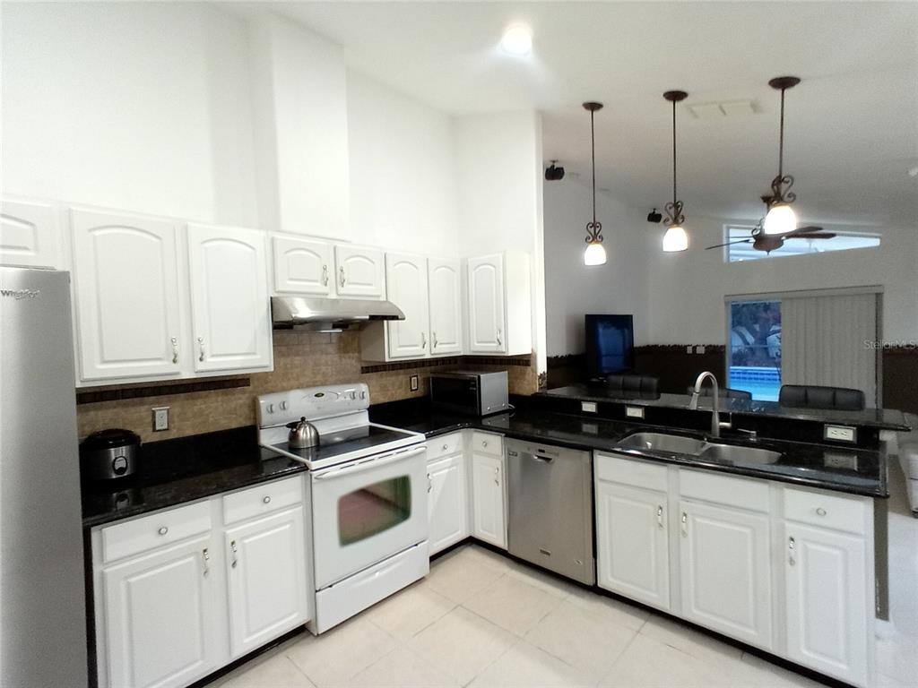 Apartment for rent at 10121 Doriath Circle, Orlando, FL 32825