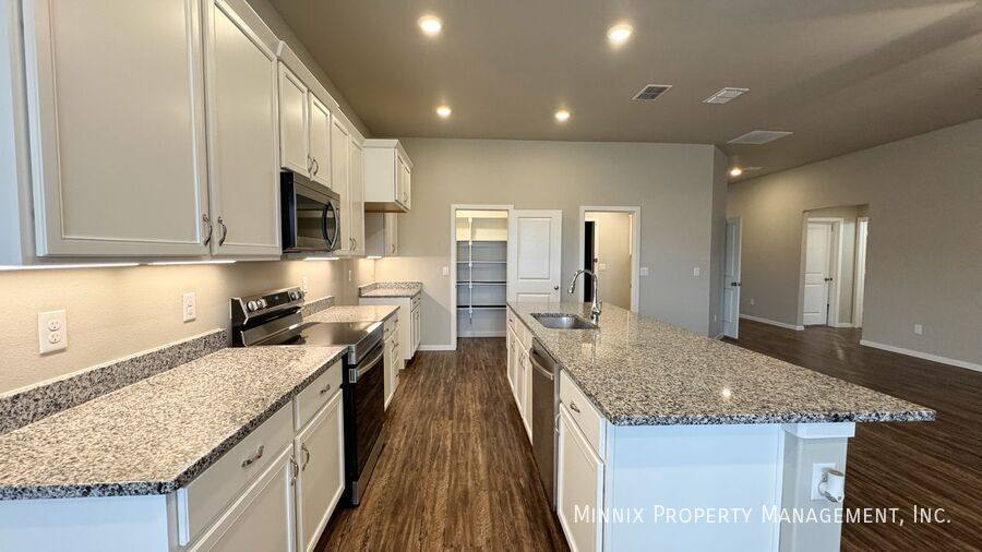 House for rent at 2006 Kenwood Ave, Lubbock, TX 79407