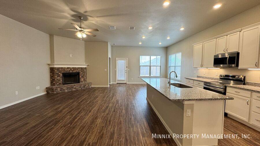 House for rent at 2006 Kenwood Ave, Lubbock, TX 79407