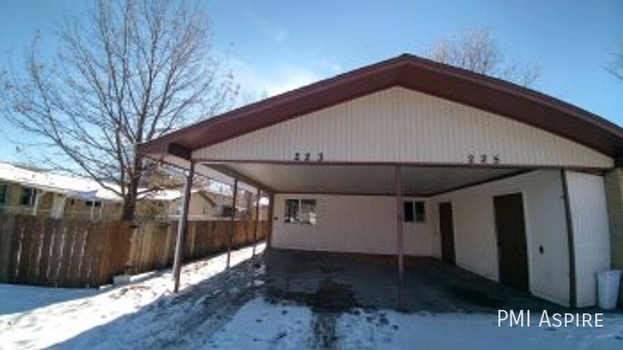 Apartment for rent at 223 21st Ave, Longmont, CO 80501