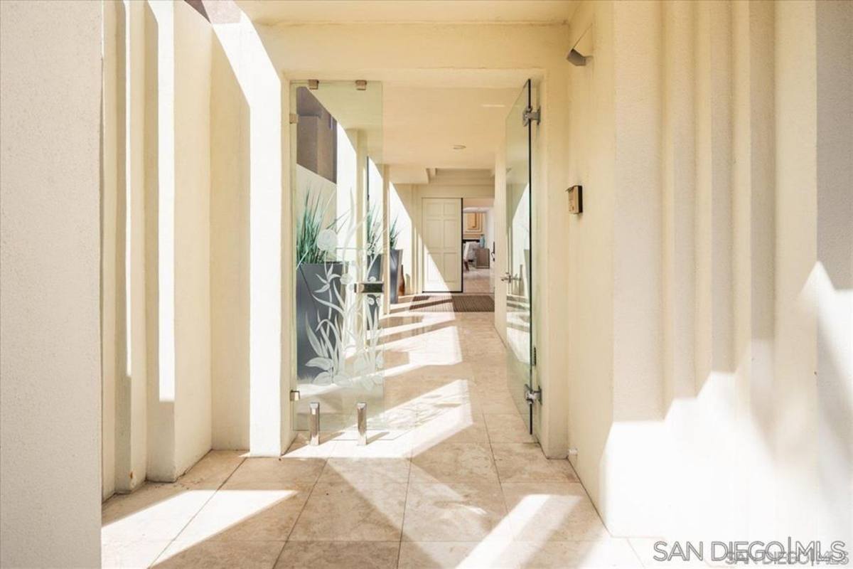 House for rent at 39 The Point, Coronado, CA 92118
