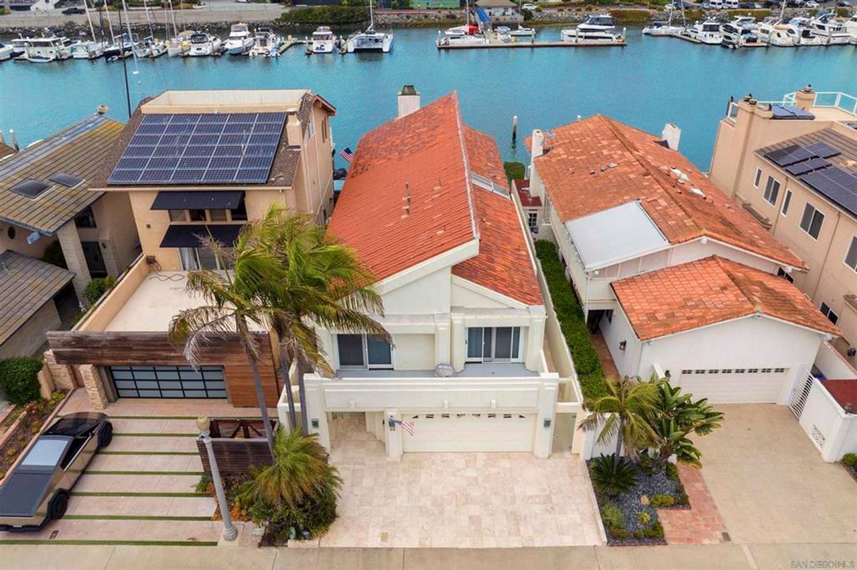 House for rent at 39 The Point, Coronado, CA 92118