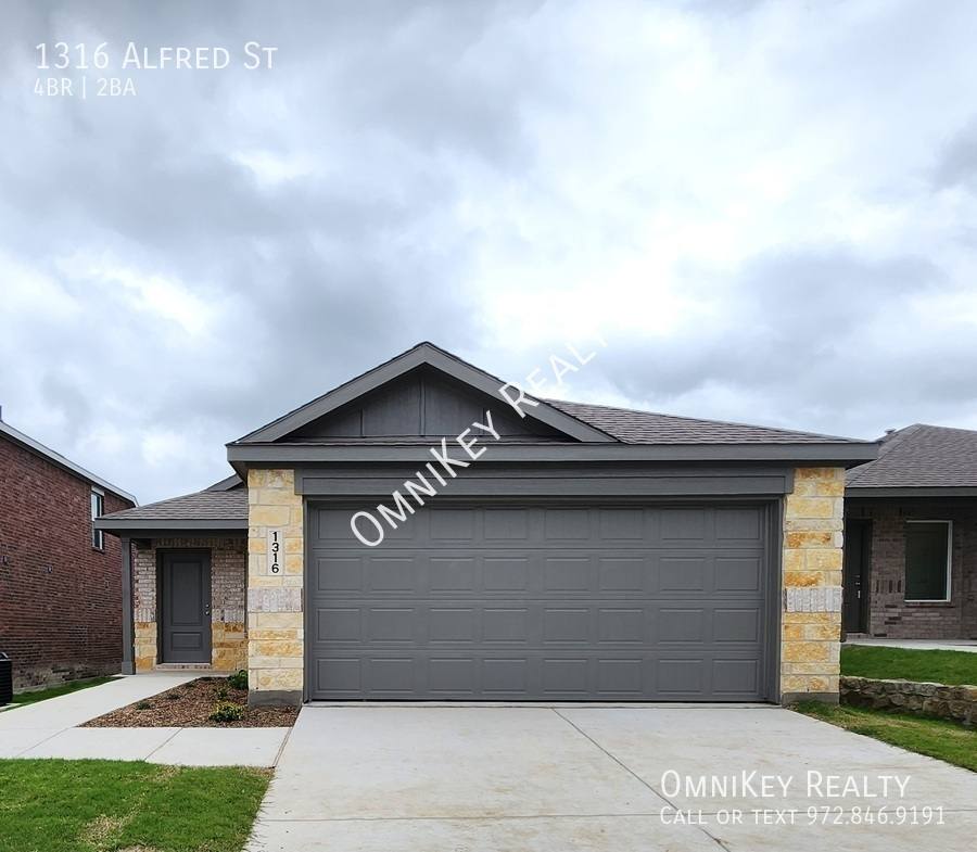 House for rent at 1316 Alfred St, Howe, TX 75459