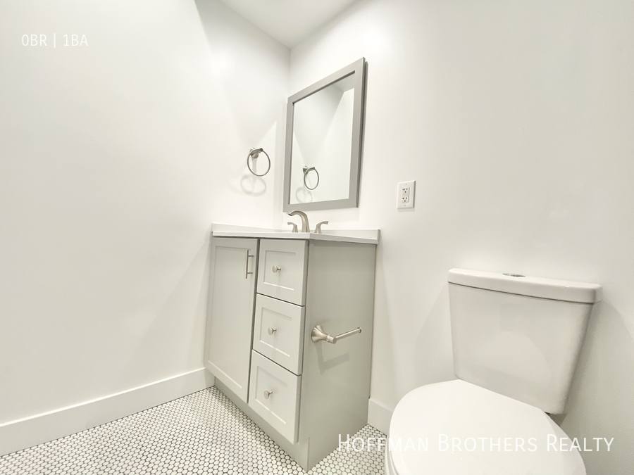 Apartment for rent at 6712 Willoughby Ave #1 2, Los Angeles, CA 90038