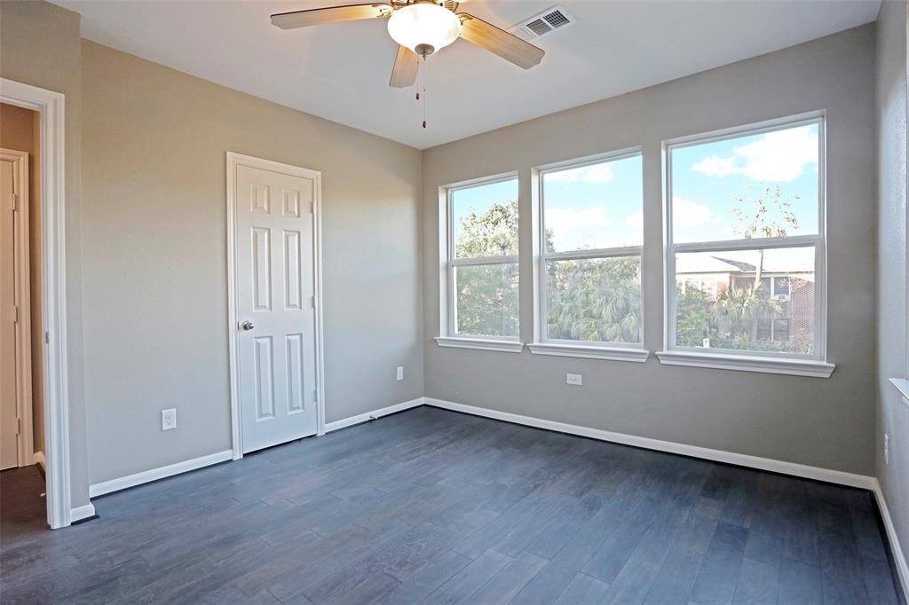 Apartment for rent at 1501 Hawthorne St #1501A, Houston, TX 77006